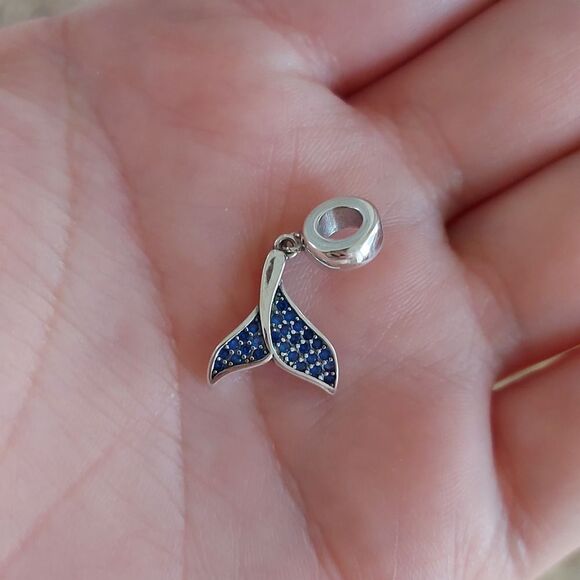 925 Sterling Silver Mermaid Tail Charm - Picture 2 of 8